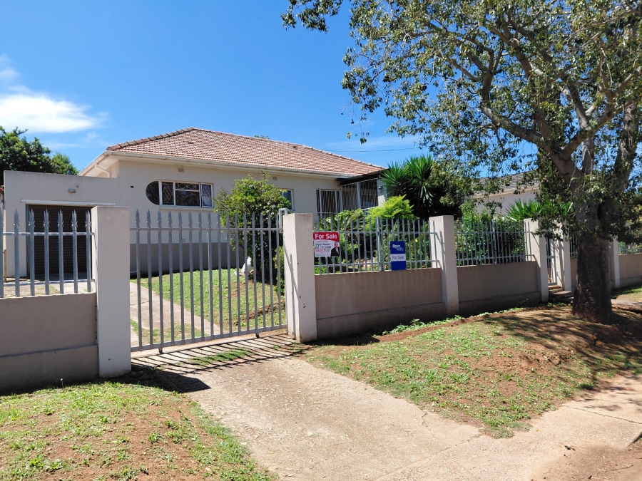 4 Bedroom Property for Sale in Van Riebeeck Hoogte Eastern Cape